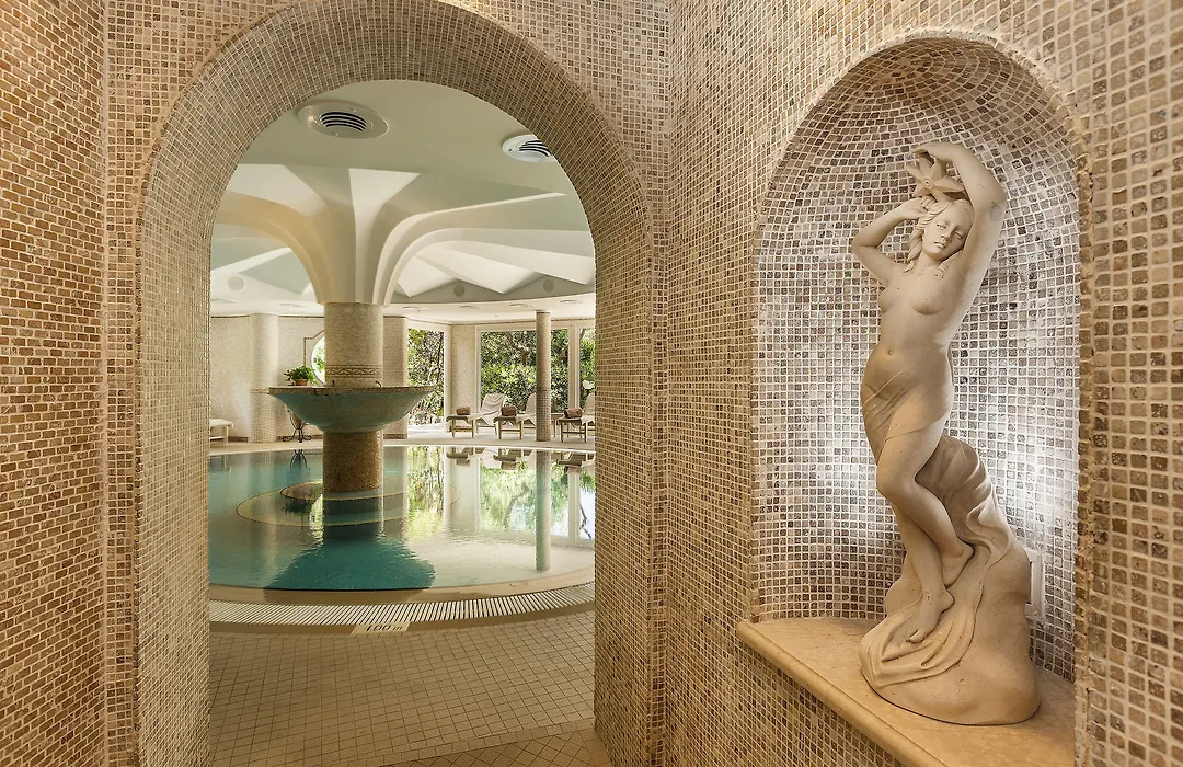 Excelsior Belvedere Hotel & Spa-1